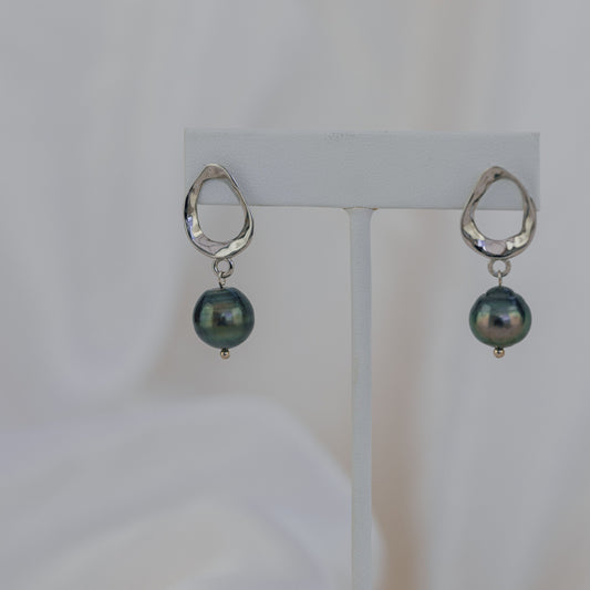 Annika Earrings