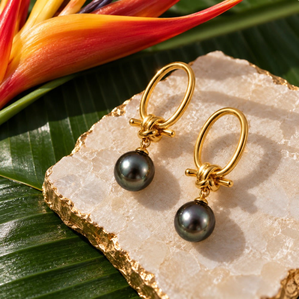 Nirvana Earrings with Tahitian pearls