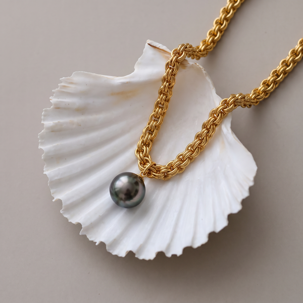 Victoria Necklace