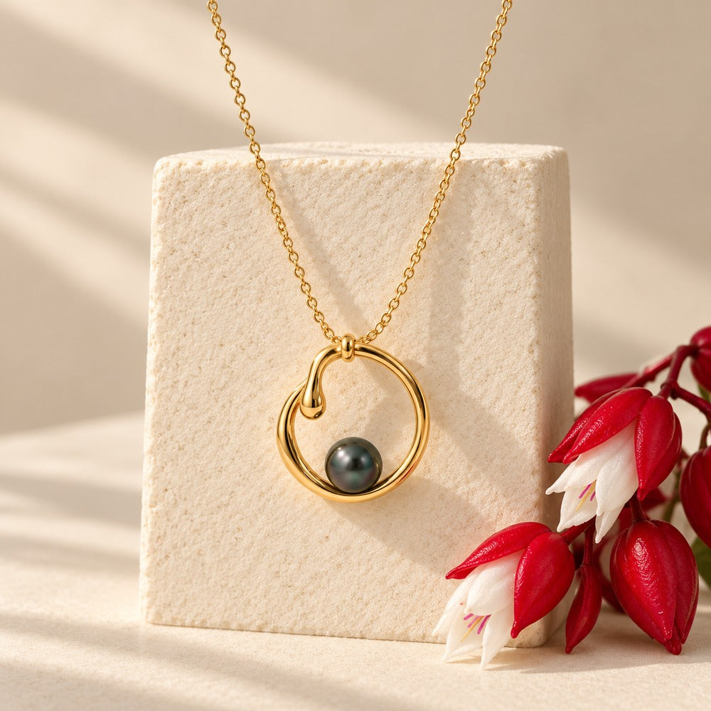 Kelera Necklace 1